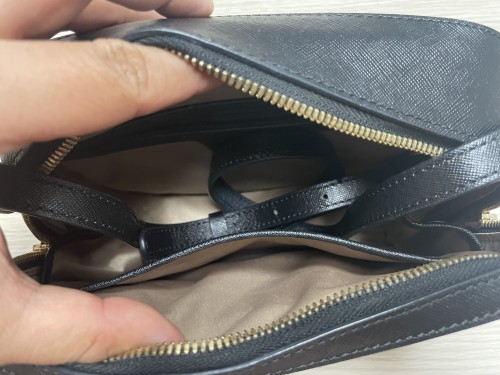 제이에스티나 블랙 미니 크로스백